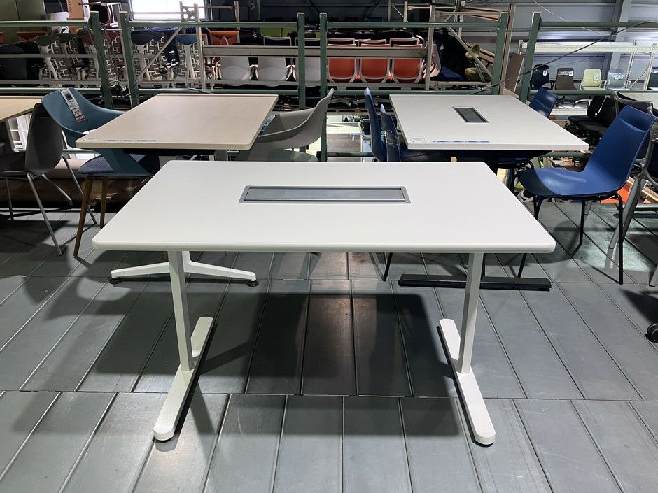 ライオンMDLシリーズ 1500ミーティングテーブル 商品画像3