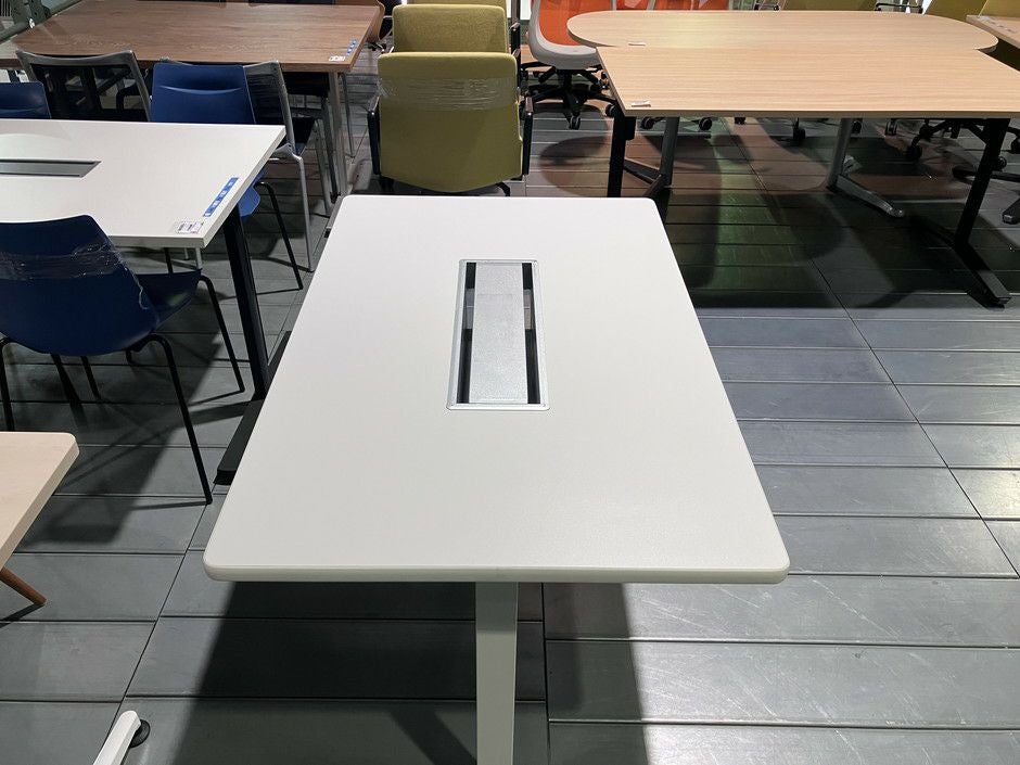 ライオンMDLシリーズ 1500ミーティングテーブル 商品画像5