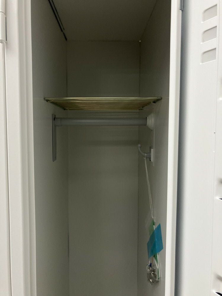 イトーキJ型シリーズ 4人用ロッカー 商品画像3