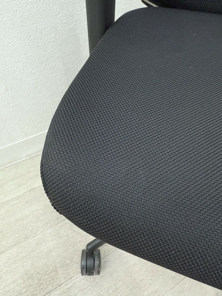 コクヨBezel(ベゼル)チェア 可動肘ベゼルチェア 商品画像8