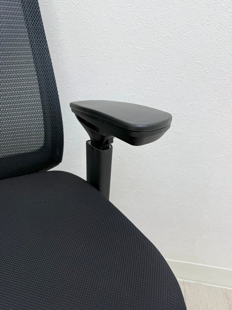 コクヨBezel(ベゼル)チェア 可動肘ベゼルチェア 商品画像9