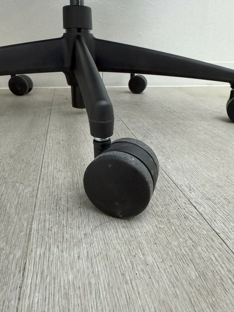 コクヨBezel(ベゼル)チェア 可動肘ベゼルチェア 商品画像15