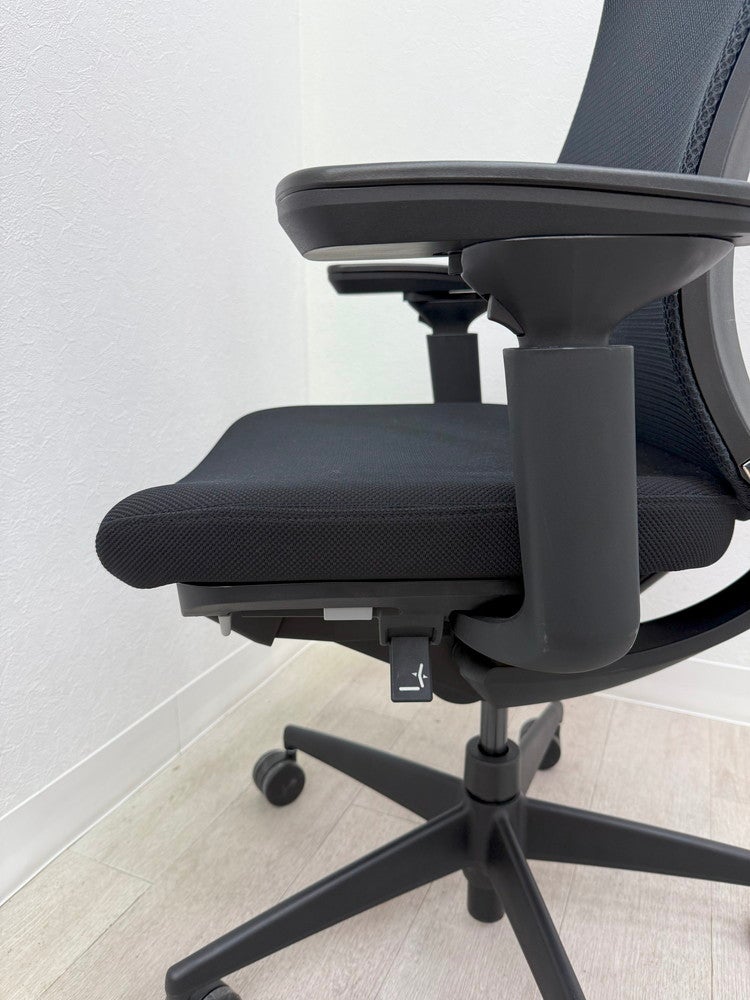 コクヨBezel(ベゼル)チェア 可動肘ベゼルチェア 商品画像17