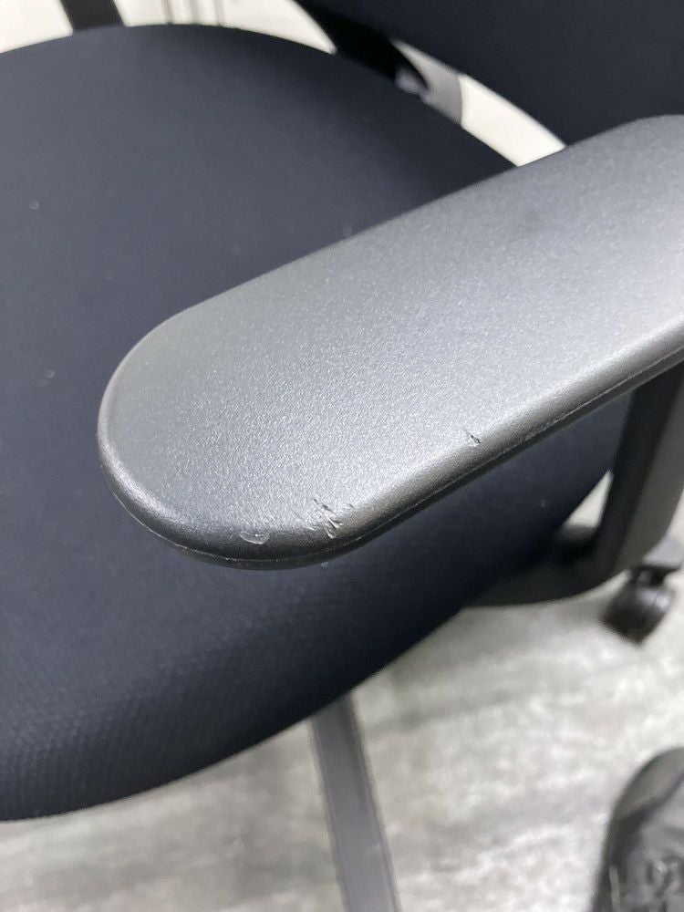 コクヨMitra2（ミトラ2）チェア 固定肘付ミトラ2チェア 商品画像8