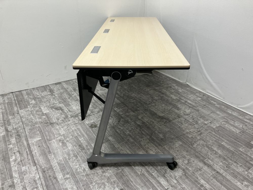 オカムラインターアクトプロ（INTERACT PRO）シリーズ 1800サイドスタックテーブル 商品画像5