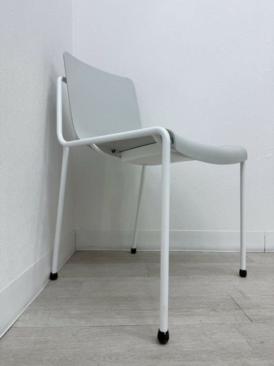 コクヨデイズオフィス オフセットフレームシリーズ ミーティングチェア 商品画像9