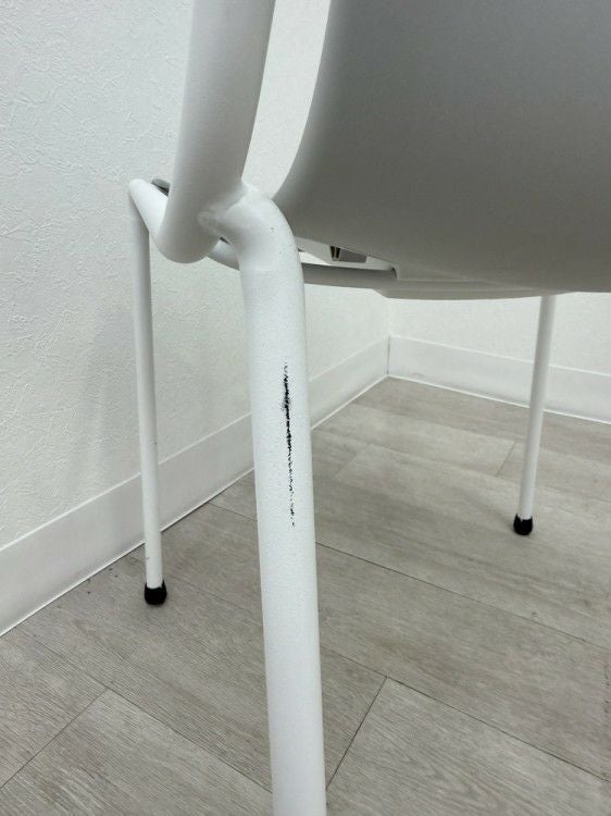 コクヨデイズオフィス オフセットフレームシリーズ ミーティングチェア 商品画像12