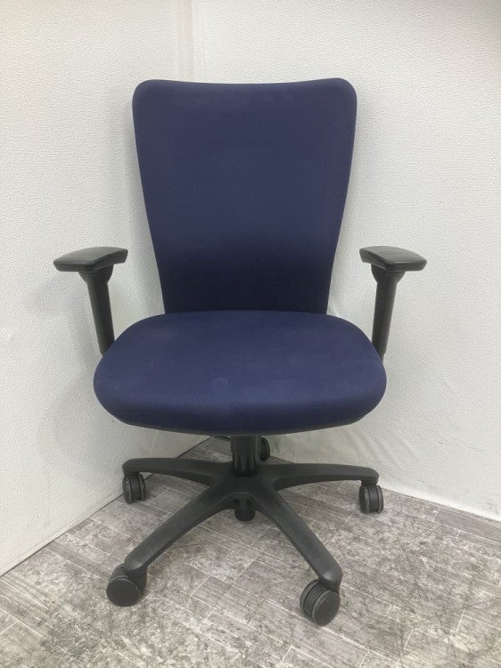 オカムラCarrozza(カロッツァ)チェア 可動肘付カロッツァチェア 商品画像2