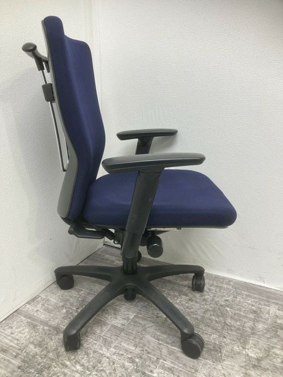 オカムラCarrozza(カロッツァ)チェア 可動肘付カロッツァチェア 商品画像7