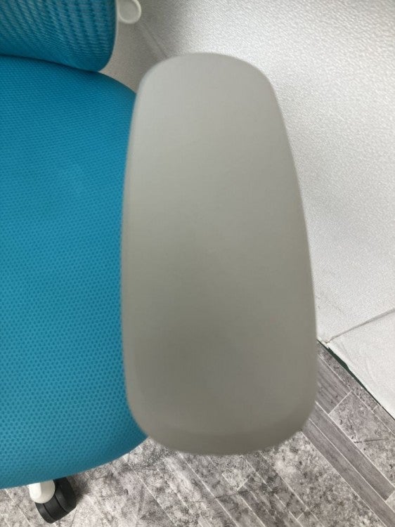 オカムラSylphy(シルフィー)チェア 可動肘付シルフィーチェア 商品画像4