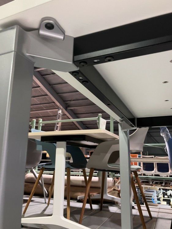 コクヨJUTO（ジュート）シリーズ 1500ミーティングテーブル 商品画像11