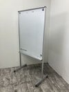 馬印縦型脚付片面ホワイトボード	 商品画像2