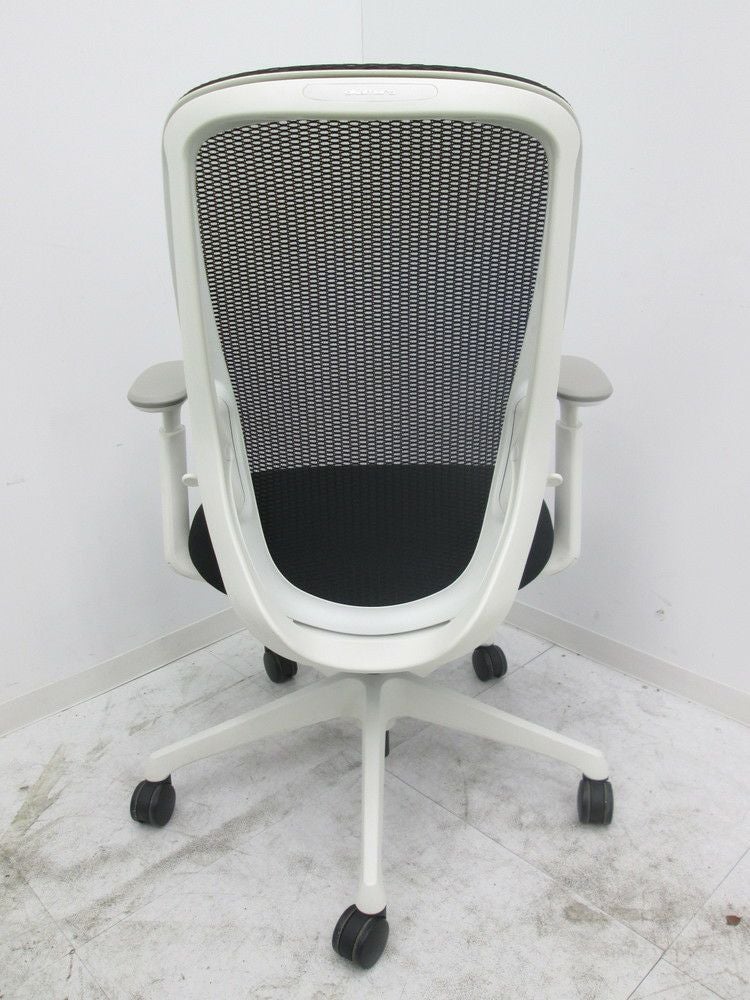 オカムラSylphy(シルフィー)チェア 肘対シルフィーチェア 商品画像4