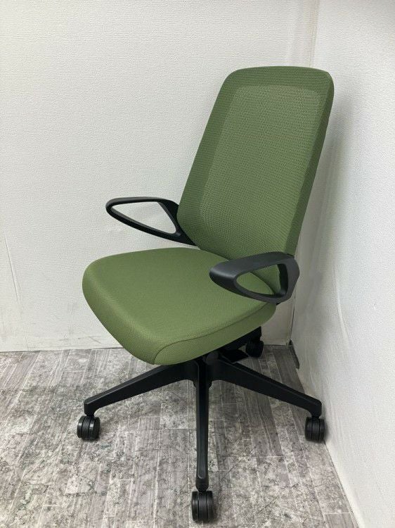 イトーキノート(nort)チェア 固定肘付ノートチェア 商品画像1