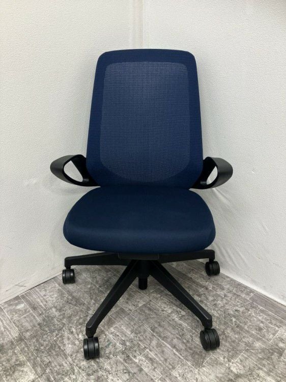 イトーキノート(nort)チェア 固定肘付ノートチェア 商品画像2