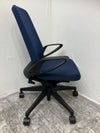 イトーキノート(nort)チェア 固定肘付ノートチェア 商品画像4