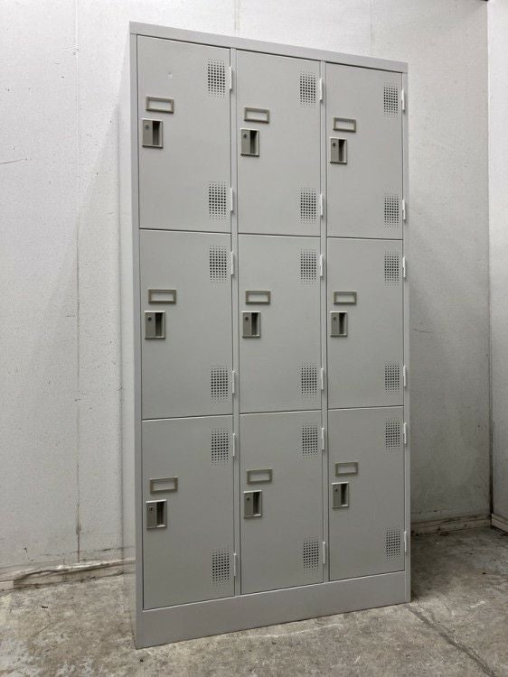 豊国工業9人用ロッカー 商品画像1