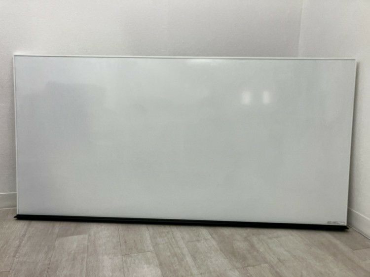 コクヨBB-H1000シリーズ 1800壁掛けホワイトボード 商品画像1