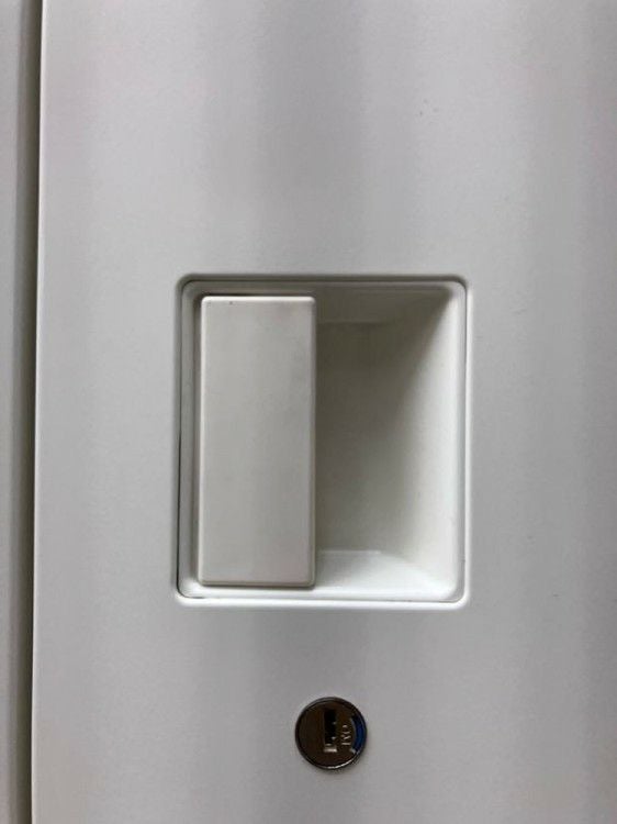 オカムラSAデュオラインシリーズ 両開き上下書庫 商品画像2