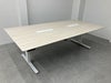 オカムラSwift(スイフト)シリーズ 電動昇降式2400ミーティングテーブル 商品画像1