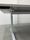 オカムラSwift(スイフト)シリーズ 電動昇降式2400ミーティングテーブル 商品画像8