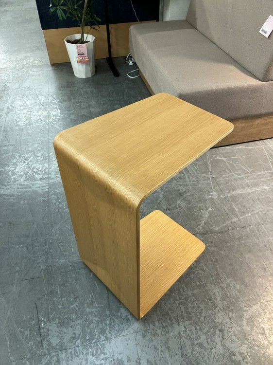 ≪zyt2969ジ限≫ センターテーブル 幅120cm 奥行60cm 高さ35cm　　　リビングテーブル/サイドテーブル/応接家具/ロビー/オフィス/中古家具/リユースストレージ仙台 080330-58 nora. logie center table / ノラ ロジー センターテーブル ミドル