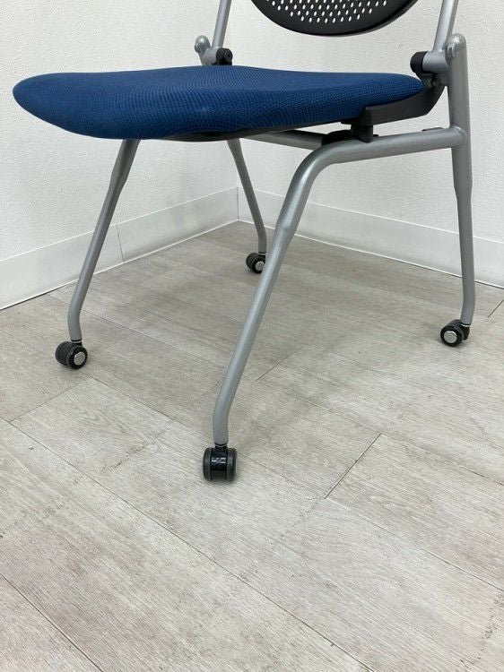 オカムラプロスタックシリーズ ネスティングチェア 商品画像9