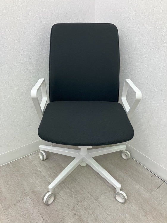 コクヨファブレ(FABRE) シリーズ 固定肘付ファブレチェア 商品画像2