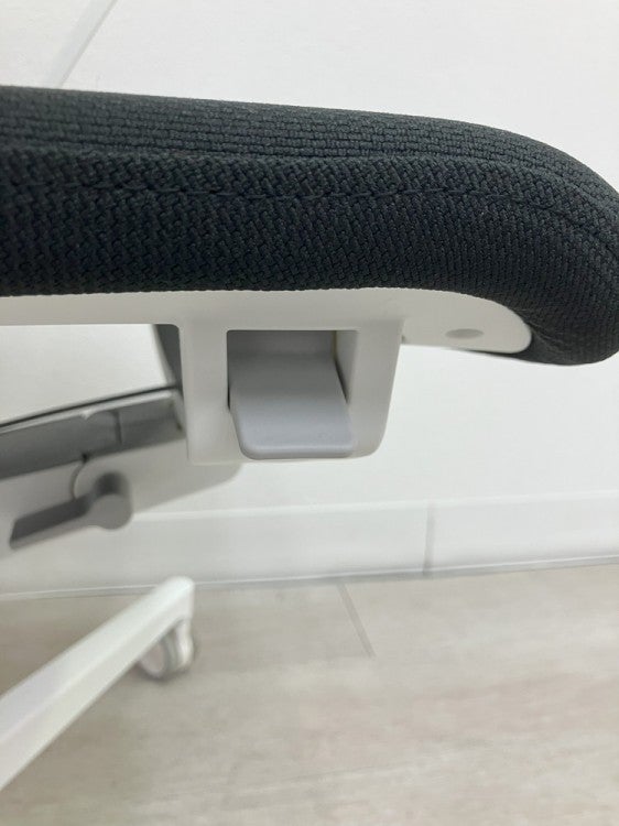 コクヨファブレ(FABRE) シリーズ 固定肘付ファブレチェア 商品画像14