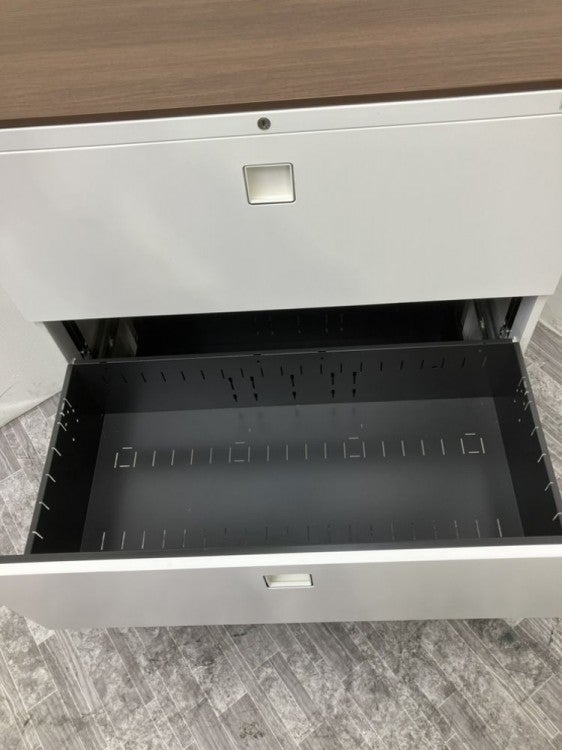 オカムラレクトラインシリーズ 天板付3段ラテラル書庫 商品画像5