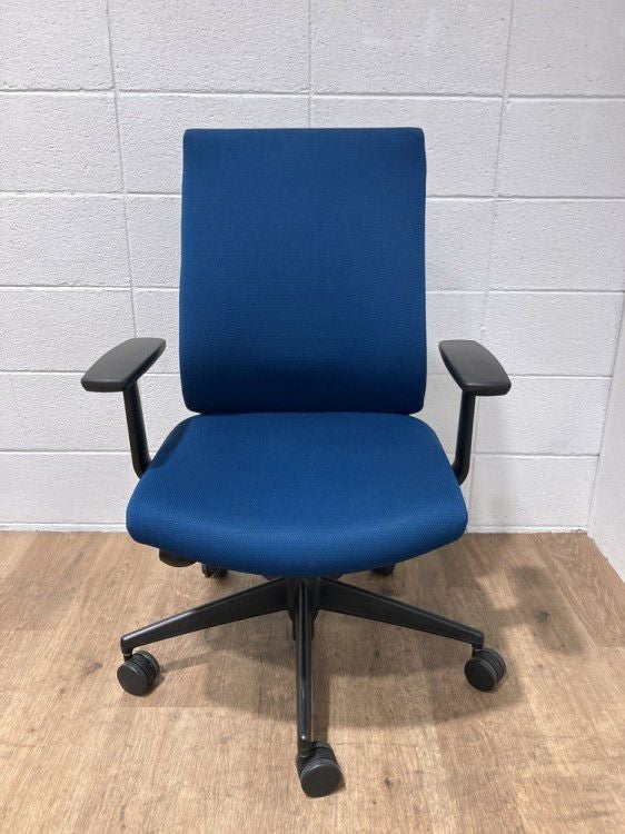 コクヨWizard3(ウィザード3)チェア 固定肘付ウィザード3チェア 商品画像2