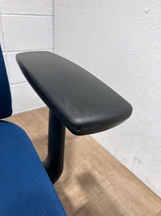 コクヨWizard3(ウィザード3)チェア 固定肘付ウィザード3チェア 商品画像14