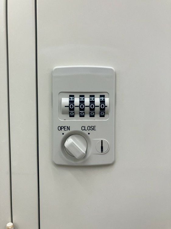 SEIKO FAMILY（生興） LKDシリーズ 4人用ロッカー 商品画像7