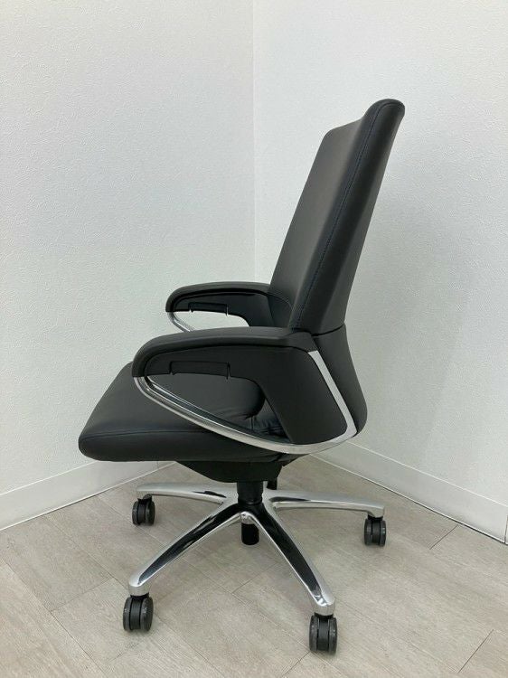 コクヨマネージメントチェア フィロソフィーシリーズ 固定肘付フィロソフィーチェア 商品画像5