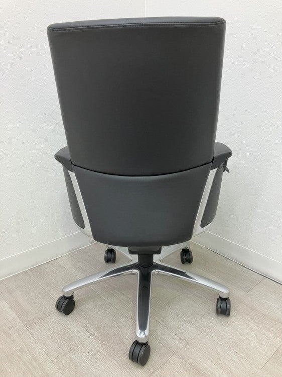 コクヨマネージメントチェア フィロソフィーシリーズ 固定肘付フィロソフィーチェア 商品画像4