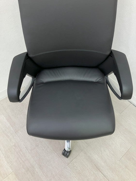 コクヨマネージメントチェア フィロソフィーシリーズ 固定肘付フィロソフィーチェア 商品画像7