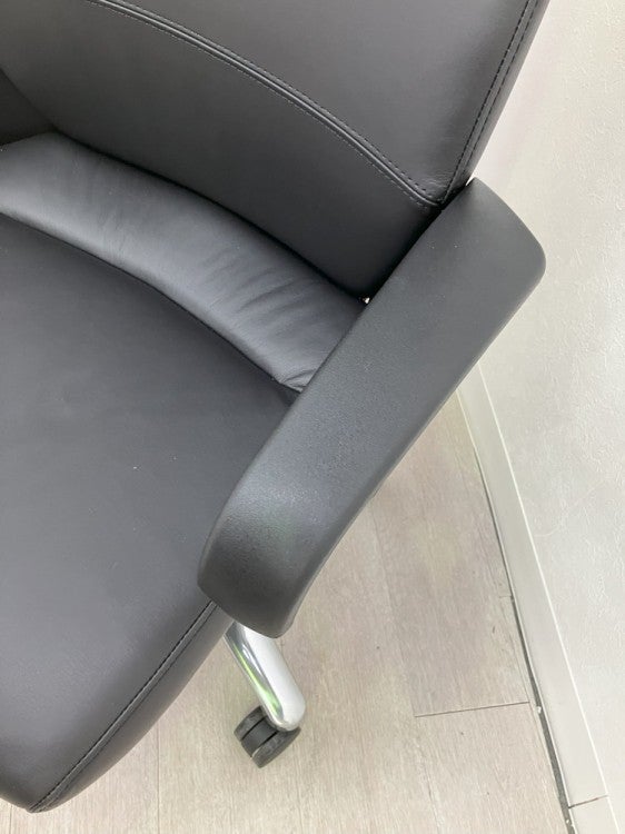 コクヨマネージメントチェア フィロソフィーシリーズ 固定肘付フィロソフィーチェア 商品画像10