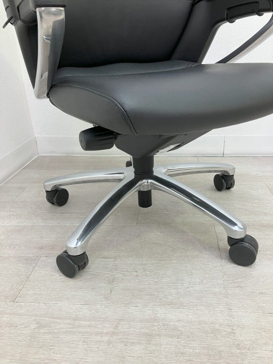 コクヨマネージメントチェア フィロソフィーシリーズ 固定肘付フィロソフィーチェア 商品画像13