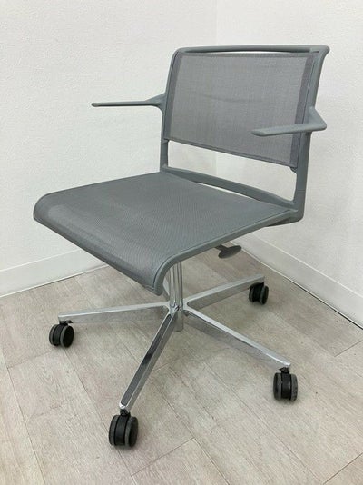 Wilkhahn（ウィルクハーン）エーライン（Aline）シリーズ ミーティングチェア 商品画像1