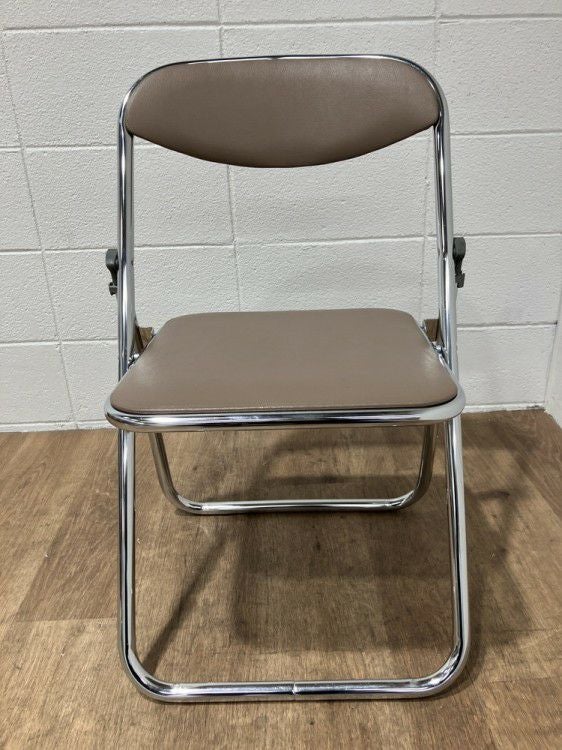 オカムラ8151Sシリーズ 折畳パイプイス 商品画像2