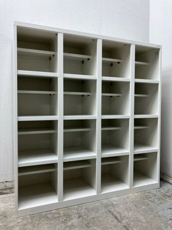 ライオン16人用シューズロッカー 商品画像1