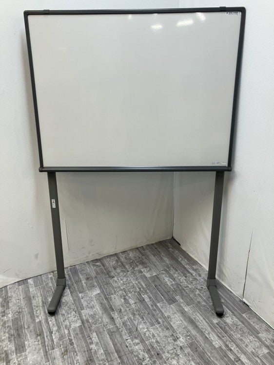 コクヨ片面脚付きホワイトボード 商品画像1
