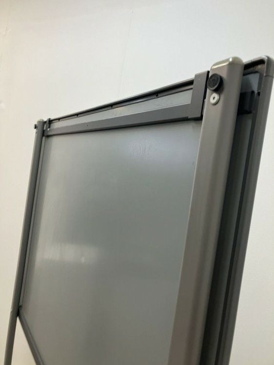 コクヨ片面脚付きホワイトボード 商品画像5