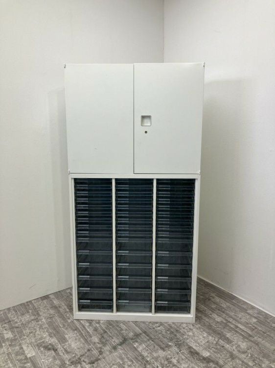 オカムラレクトラインシリーズ A4クリアケース・両開き上下書庫 商品画像1