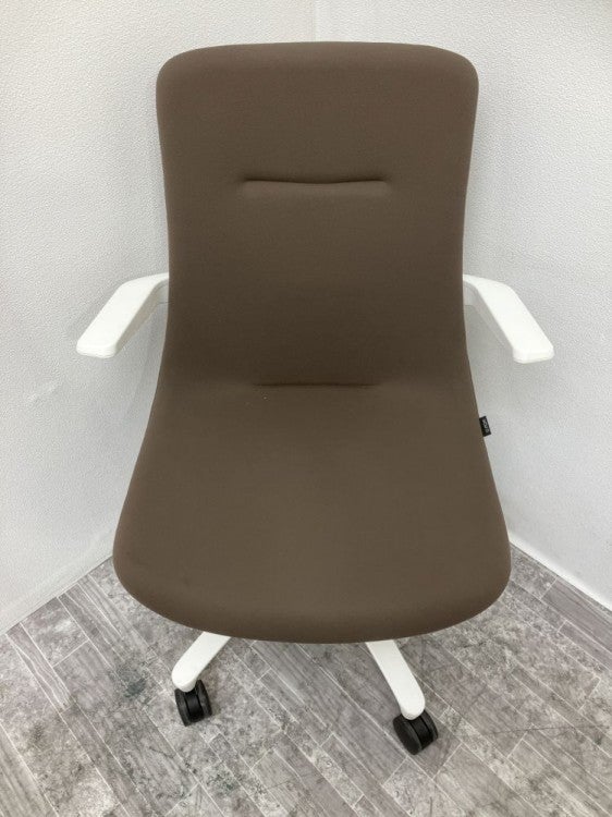 イトーキMOVU(モーブ)シリーズ 固定肘付モーブチェア 商品画像3