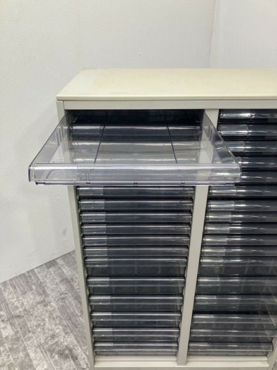 オカムラ天板付きB4クリアケース書庫	 商品画像3