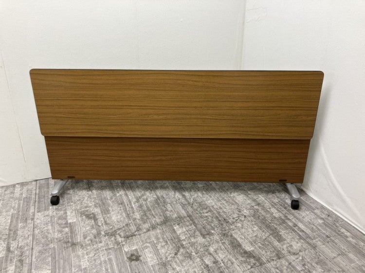 イトーキ1800サイドスタックテーブル 商品画像1