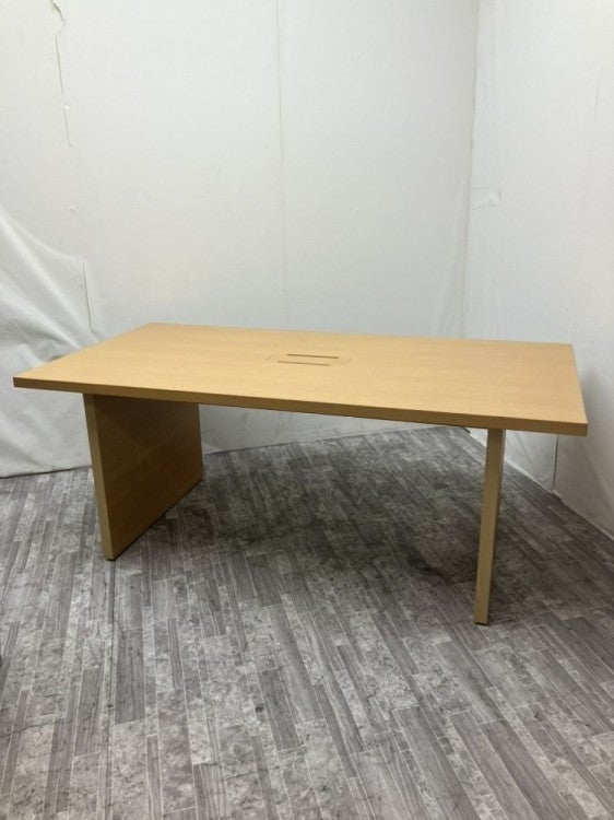 コクヨマネージメント550シリーズ 1800ミーティングテーブル 商品画像1