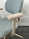 ウチダ（内田洋行）アプテアシリーズ 固定肘付アプテアチェア 商品画像8
