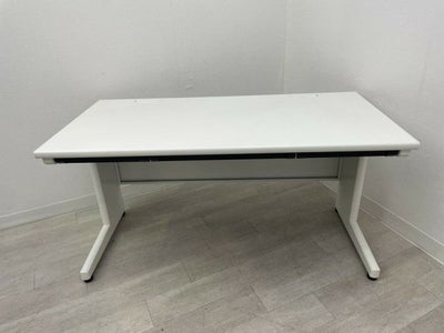 イトーキCZシリーズ 1400平デスク 商品画像1